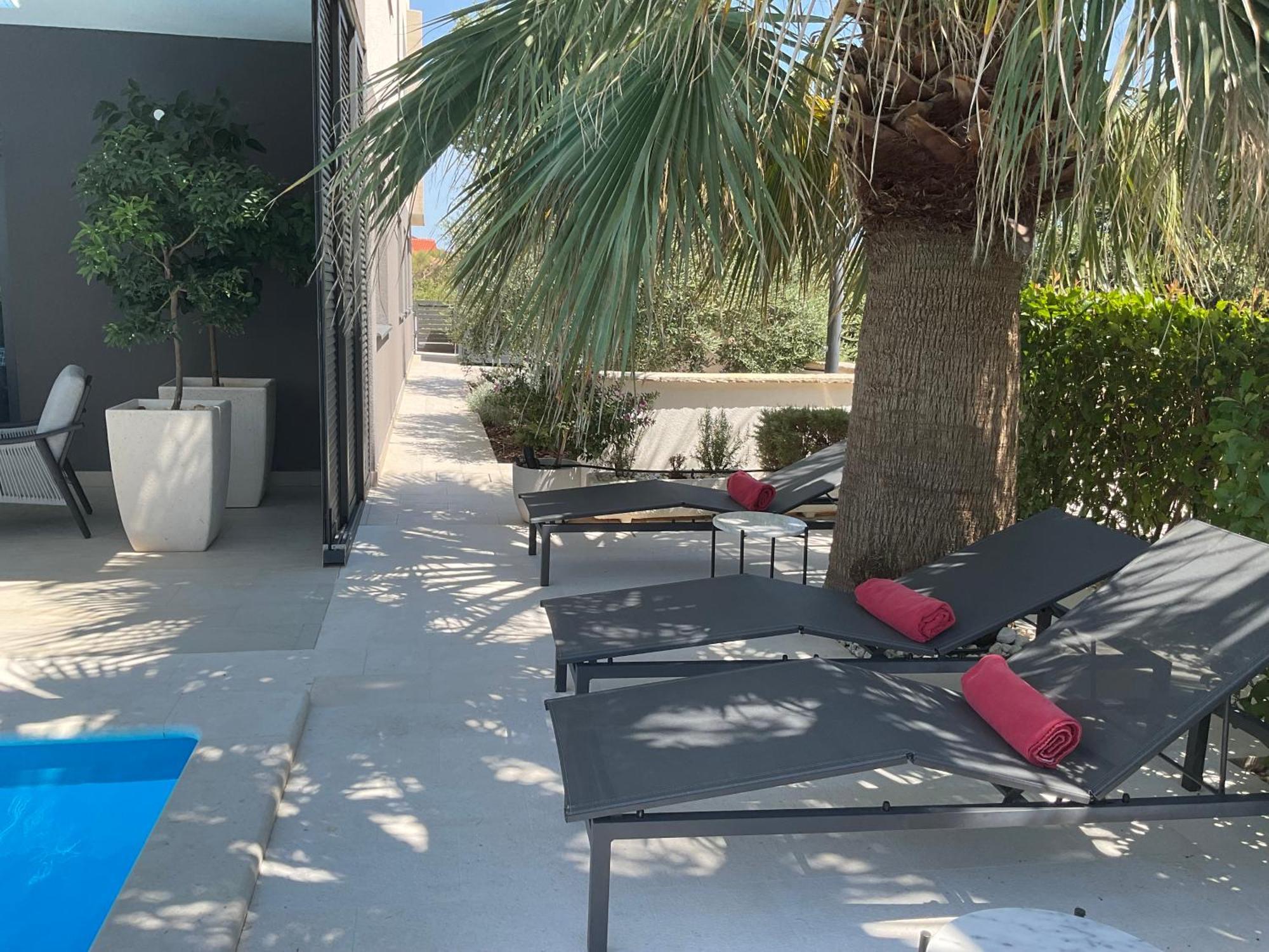 Apartman Darija Sukosan Luaran gambar